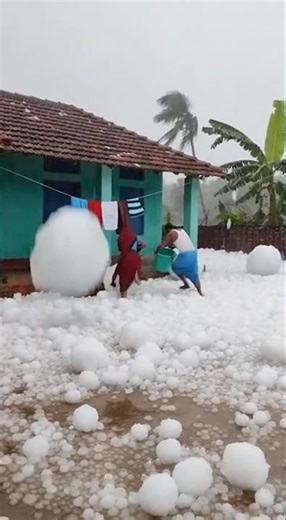 Unbelievable hailstorm recorded in my village 🤯