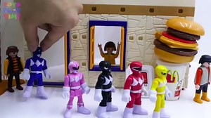 Power Rangers & Marvel Avengers Toys Pretend Play | Superhero Robots Get Stolen