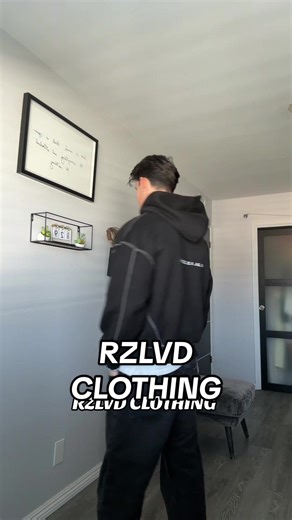 Discover Stylish Activewear and Lifestyle Clothing at RZLVD