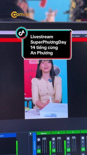 Livestream liên tục 14 tiếng cùng An Phương tại #SuperPhươngDay #comos #livestream #event