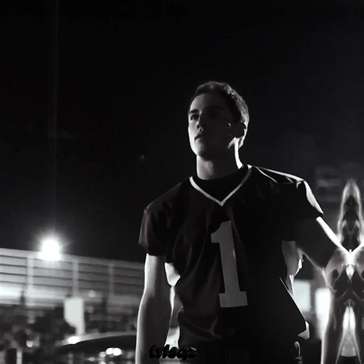 icl ppl need to edit him more 😭 #tylerlockwood #tylerlockwoodedit #fyp #foryoupage #tvdedits tvd tvd edits tyler from tvd tyler lockwood edit batman LPB poody