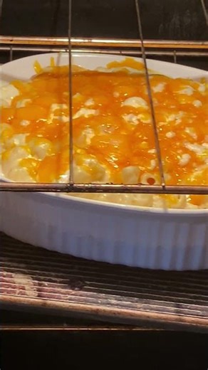 Homemade Mac and Cheese on 3/21/26 #macandcheese #homecookingshorts #homecookingvlog #italia