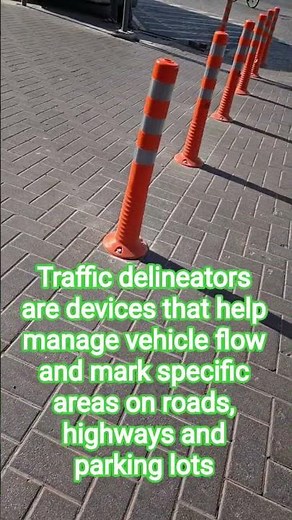 Delineators #road #trafic #roadsafety