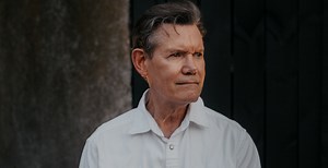 4 Gospel-Influenced Country Songs That Stir the Soul