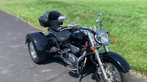 2005 Suzuki boulevard c50 with Lehman trike kit. Only 3000 miles!! A steal for $10990 | Integrity Cycles