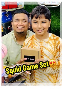 Squid Games All Stufs Is Available Now On Mafi Toys 😍❤️SQUID GAME 2 Limited Edition Goods 6 Legs 5 Traditional Games Play Set, Pentathlon game set✅Squid Game 2 Six legs game set (ddakji Flying stone gong-gi spinningtop Jegi)toy✅Overview :Gong-gi (Korean Knucklebones) 🪀✨ Start by throwing five gong-gis onto the floor. Pick one and toss it into the air. While it’s flying, quickly grab one from the floor before catching the one you threw. Keep repeating this until the floor is clear!Jebi Kicks (K