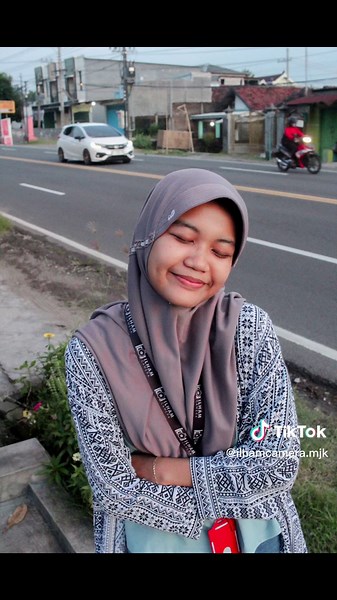 Bukan adapter tapi ini lensa cumill 24mm for canon 🤤🔥 #jualbelikamera #jualkamera #jualbelilensa #tokokameraonline #tokokamerasurabaya #ilhamcamera #rekomendasikamera #riviewkamera #fotografertiktok #fotograferindonesia #fyp #fypシ #tutorialkamera #tutorialdslr