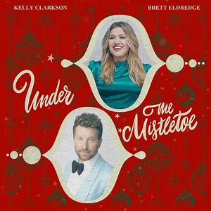30K views · 1.9K reactions | Here's your first listen at my new holiday single with Brett Eldredge before it's out everywhere tomorrow! Consider it an early Christmas gift 藍 Pre-save it now!! https://atlantic.lnk.to/UnderTheMistletoePreSaveFA #UnderTheMistletoe | Kelly Clarkson | Facebook