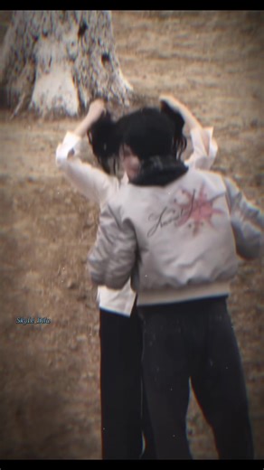 Chúc cả nhà ngày mới vui vẻ🥰🥰🥰. Chắc cha thích vk tạo kiểu tóc zị nè🤭🤭🤭🤭.#xuhuongtiktok #coupledilu #bachloc #vuonghacde #vuonghacde_bachloc