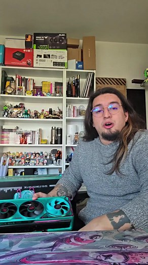 PC Gamer edición Hatsune Miku: unboxing y primera impresión
