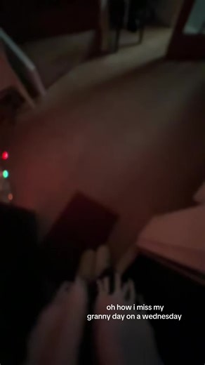 ._emzo (@._emzo)’s videos with The Bug Collector - BEN SCOTT