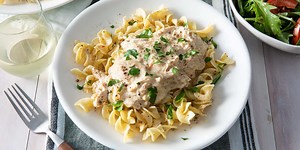 5 Finishing Touches To Make Slow-Cooker Meals More Exciting