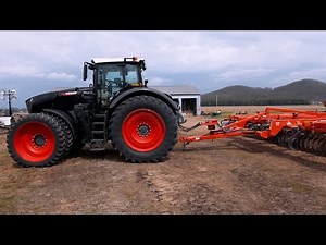 Tillage has started with Kuhn (®️)Excelerator and New Fendt Tractor