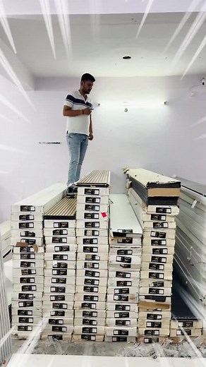 10K views · 772 reactions | Shri Krishna wallpapers Shop no 9 ad block Shalimar bagh new delhi pin code 110088 Phn no 87009-05743 , 96500-87603 #walldecor #interiordecor #homedecor #interiordesign #decor #walldecoration #uvsheets #uvmarblesheet #flutedpanels #wallpanels #wallart #wall #luxury #homemade #viral #trend | Its Star Vlogs | Facebook