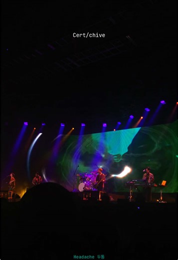 Headache 두통 @DAY6 2019 #day6concert #day6gravitytour #day6gravityinjkt #gravitytourinjakarta #headache #두통