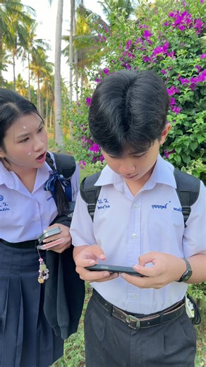 ช่วยคิดคำขวัญหน่อย วันเด็กกำลังจะมาถึง #พายคอนเฟลก @เพ้นท์ น้องพี่พาย[1.3M]