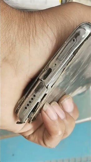 shivam tech#viral #smartphone #shivam Vivo 40 folder crash mobile damage##lifeisbutadream#funny