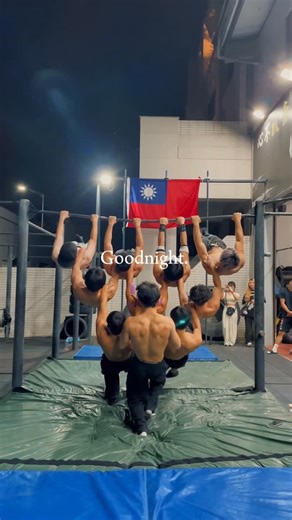 Red_Jar on Instagram: "Goodbye 2025. Welcome 2026! 🙆‍♂️❤️ 2025 felt way too long 😩, it felt like two different chapters. 2025 brought out many unexpected twists and changes, many FIRSTS, many accomplishments too! 🙆‍♂️✨ I am really grateful and happy to have met so many AMAZING friends in my life! Cheers to more memories together in 2026! 🥳🎉 #2025#2025season#goodbye2025#2026#fyp"