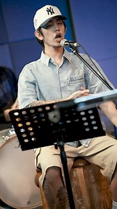 Eins live session jamming of ‘Ikaw Ang Hanap’ with Hulo! Sobrang solid!🔥 Stream now on YouTube! 💯 #MCEinstein #CornerstoneArtist | Cornerstone Entertainment