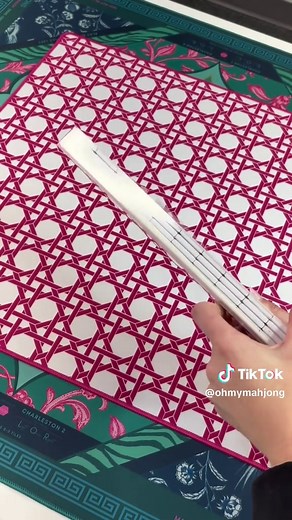 Standard vs. Debutante Mahjong Sets: A Comprehensive Comparison