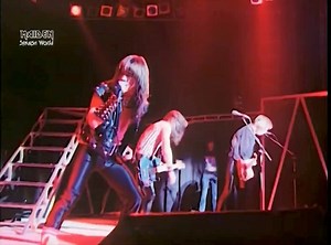 22 Acacia Avenue (Beast Over Hammersmith 1982) | Maiden Spanish World