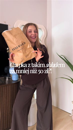 Czapki z wyprzedazy @RESERVED beżowa 45,99 zł (267GX-08M) czarna 55,99 (267GX-99X) #petitegirl#zakupy#wyprzedaż#shortgirl