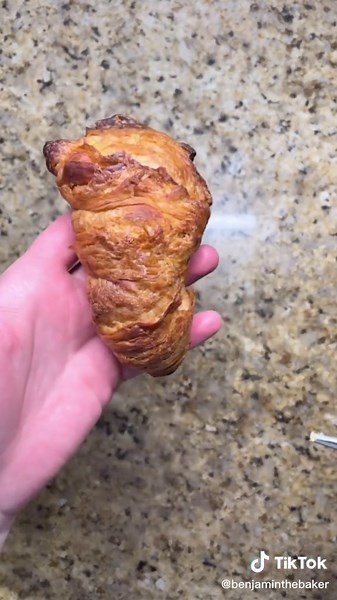 Delicious Baked Lobster Tail Pastry Recipe