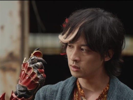 假面骑士主骑们在TV和舞台剧外获得的形态《Kuuga-Gavv》形态大型鉴赏