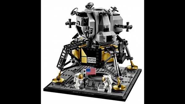 LEGO Apollo 11 Lunar Lander vs The Real Thing