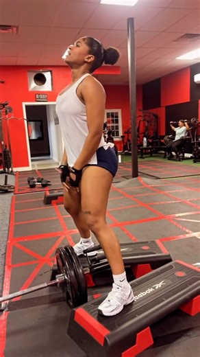 @bwwarriorfitness on Instagram: "****BW***FITNESS results come with consistency and hard work.... showing up and put on the work is the road to achievement... do it for yourself"