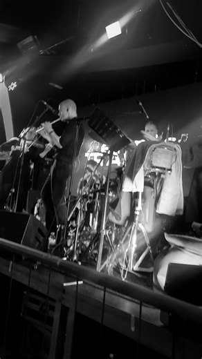 Brian Finnegan and the Hunger of the Skin Band in full flight 🕊️ | Ennis Trad Festival