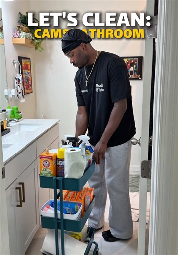 Cleaning a 6 yr old boys bathroom is not for the weak!!! #cleantok #scrubdaddy #scrubdaddypartner #onestopchop