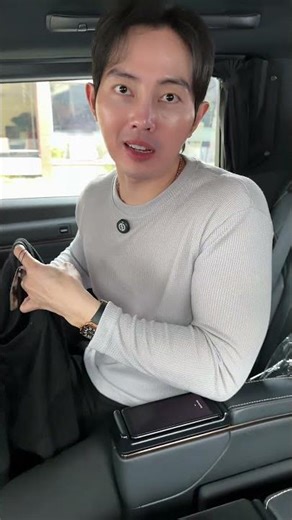 Gile longsleeve BUY 1 GET 1 ni sellernya jualan apa sedekah