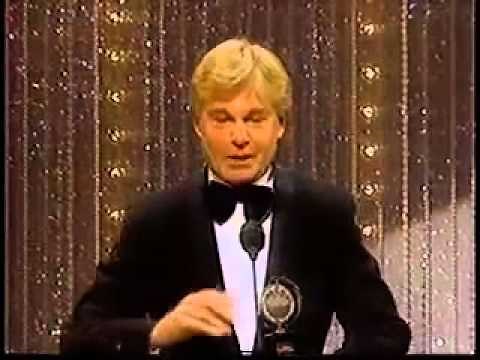 Derek Jacobi wins 1985 Tony Award for Best Actor in a Play