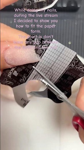 How to use nail form! #nails #nailtech #nailtutorial #nailart #acrylicnails #simplenails #selfnails