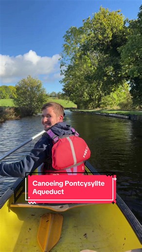 I loved the experience thank you @BeardedMenAdventures I would definitely recommend doing it #stammer #pontcysyllteaqueduct #canoeing #canal #experience