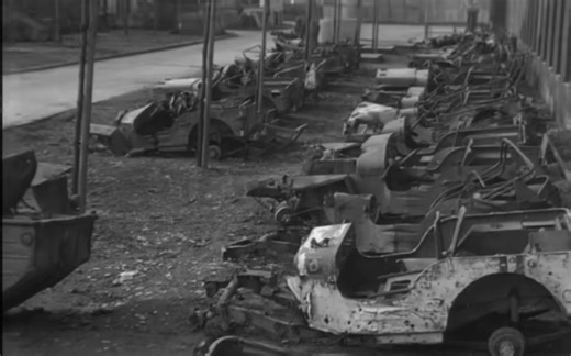 1945年3月 法国马蒂斯工厂翻新美制装甲载具