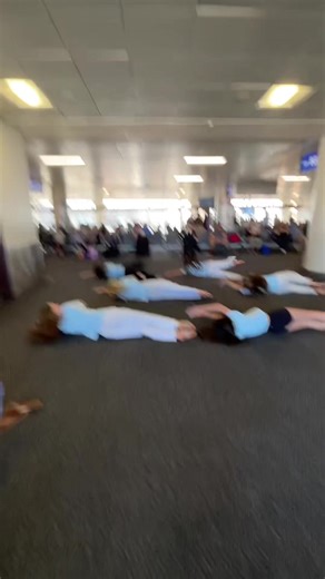 your welcome gate B25 for the free entertainment @ellie @r e a g a n @mady @Emme Griggs