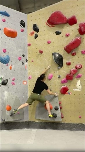 🧗How could I climb this boulder problem more efficiently?#bouldering #climbing #climbinglife