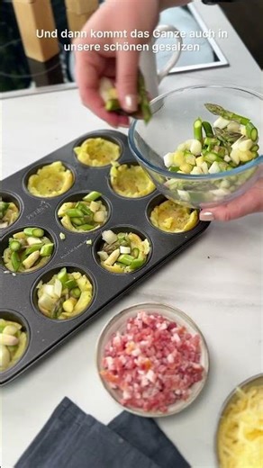 Smashed potato muffins with asparagus 😍