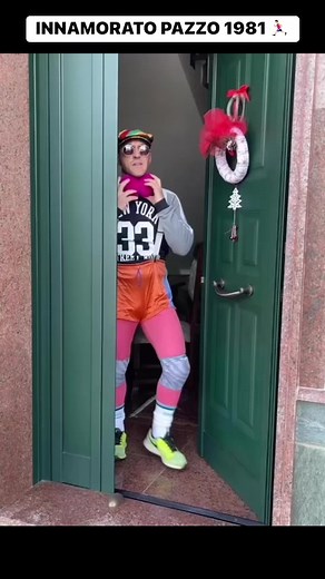 INNAMORATO PAZZO 1981 🏃🏻‍♂️😂 #cult #celentano #movie #anni80 #adrianocelentano #film #viral #foryou #perte #neiperte | Zonno Show