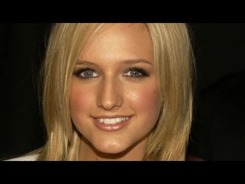 Ashlee Simpson 🔥 Stockings, Pantyhose, Tights, Short Mini Dress, Heels