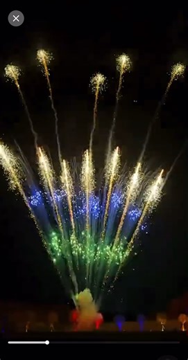 Next-level pyrotechnic magic #pyro #fireworks #fireworksdisplay #firecracker #boom