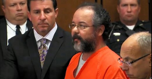 Ariel Castro's former neighbors react to his death