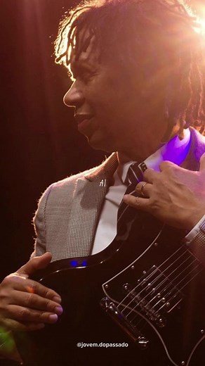 Exploring Djavan's Samurai Music Video