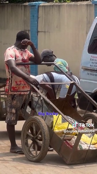 Becky’s Journey: Pregnancy Updates and Live Moments