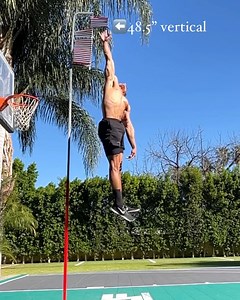 2.4M views | Top 15 athletes that jump higher than Cristiano Ronaldo in his prime  | Soccer Addict | Facebook