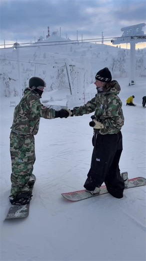 Spring Snowboarding Adventures in Baggy Pants