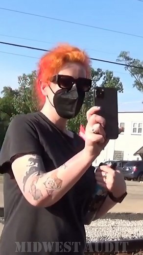 LGBTQ Woman tries to intimidate at drag show protest & counter-protest in Yorkville, Illinois. | Midwest Audit