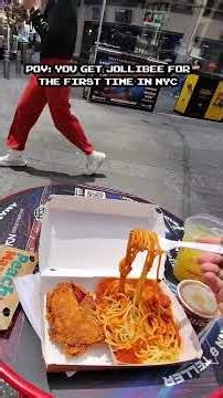 POV: Trying Jollibee in NYC for Lunch 🇵🇭🍗 | Times Square